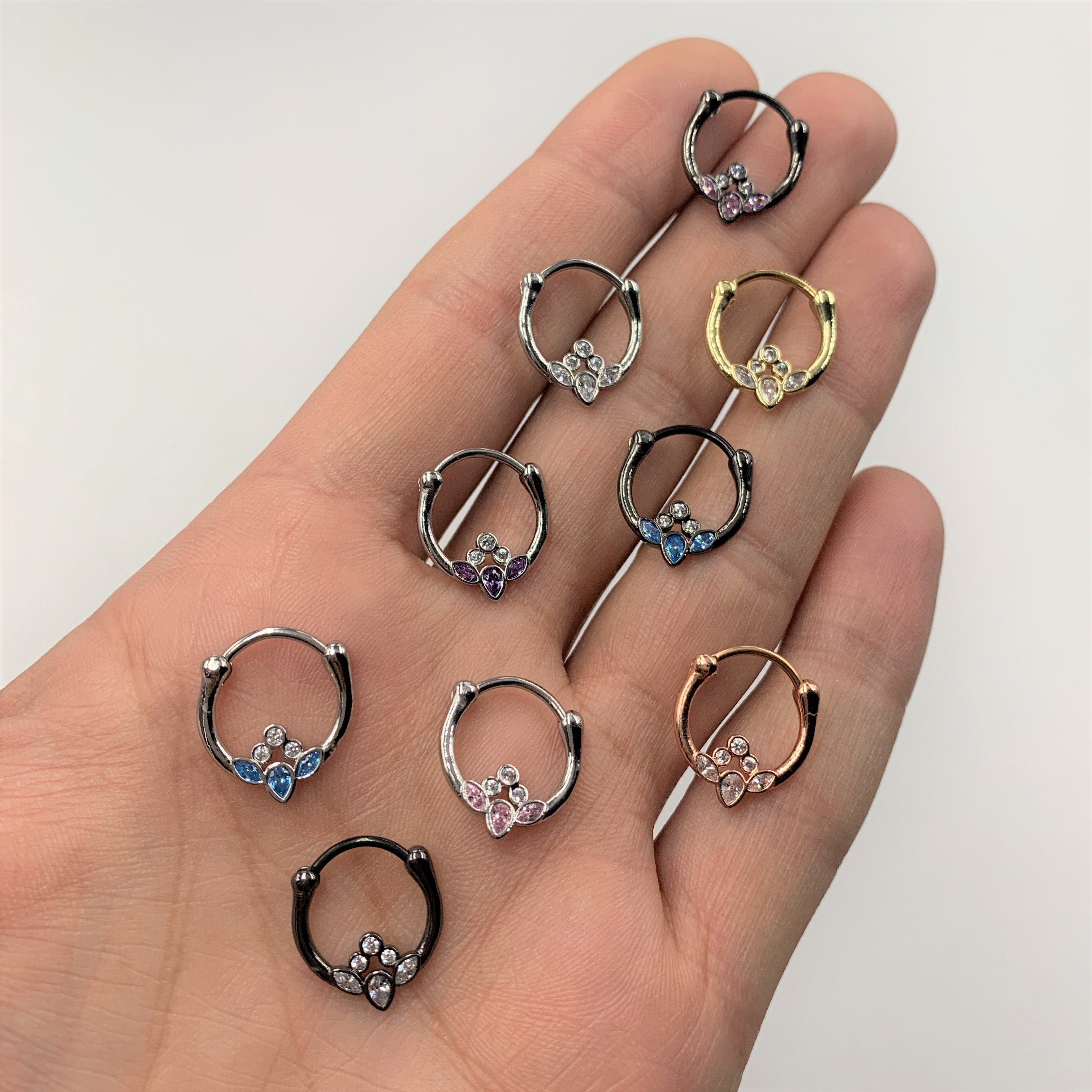 16G 3/8 Clear Gem Gold Tone Anodized Classic Cluster Septum Clicker