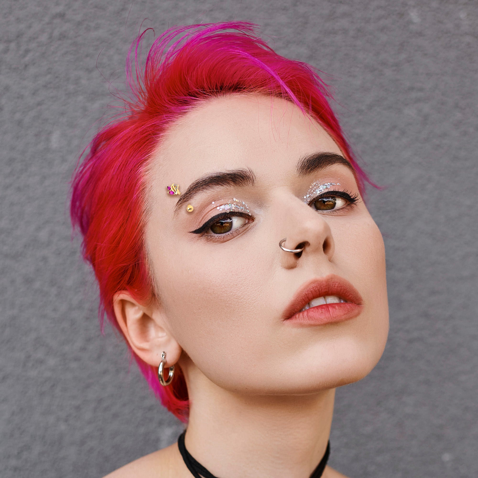 16G 5/16 Red CZ Gem Gold Tone Swirl Fan Curved Eyebrow Ring